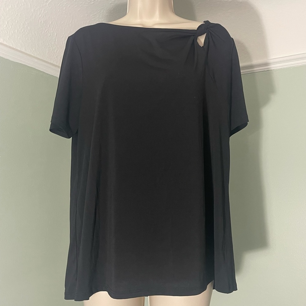 NWOT Black slinky top